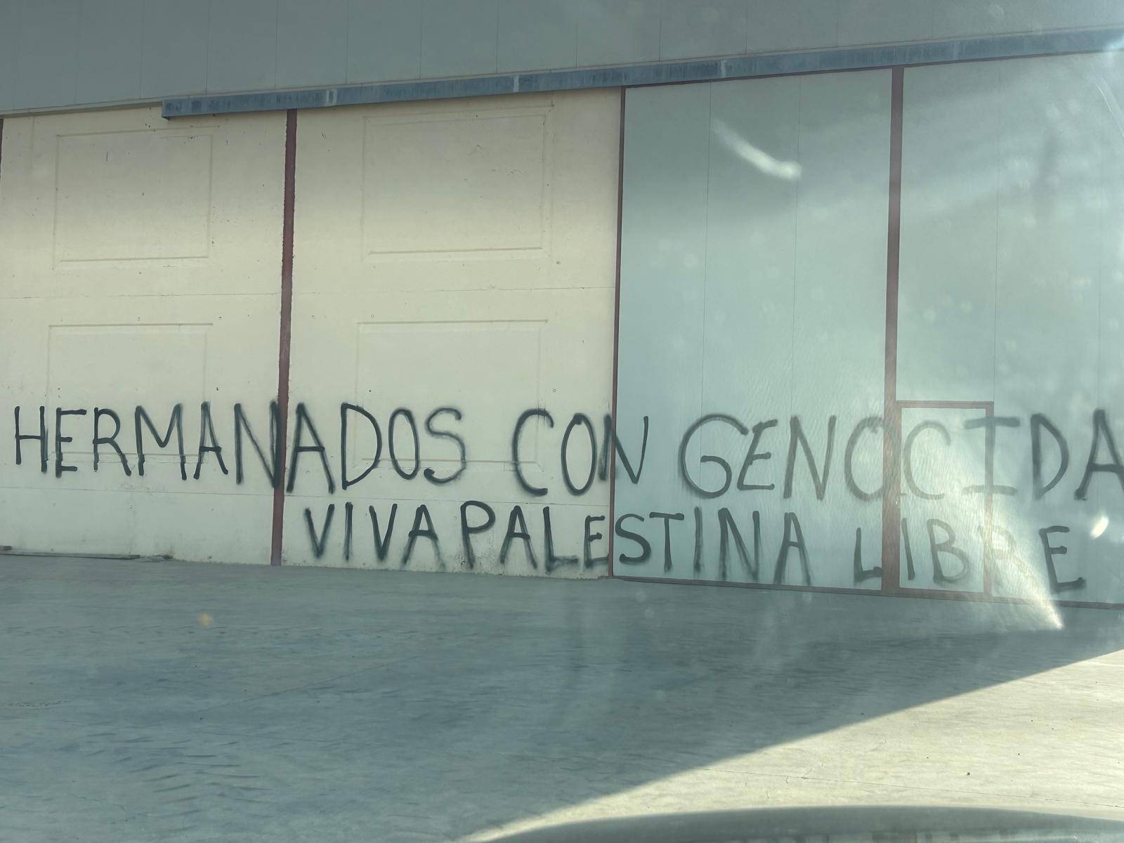 Pintadas vandálicas Castrillo Mota de Judíos 